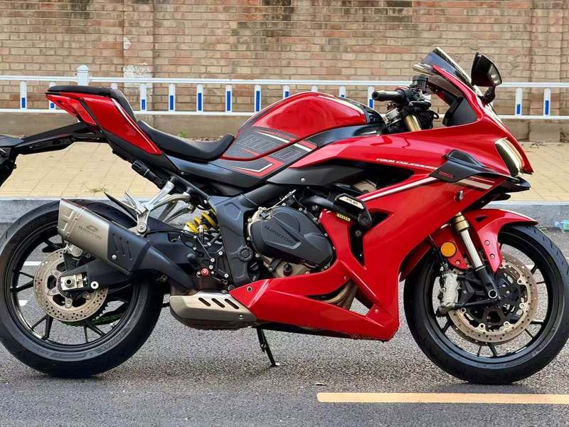 二手QJMOTOR赛800