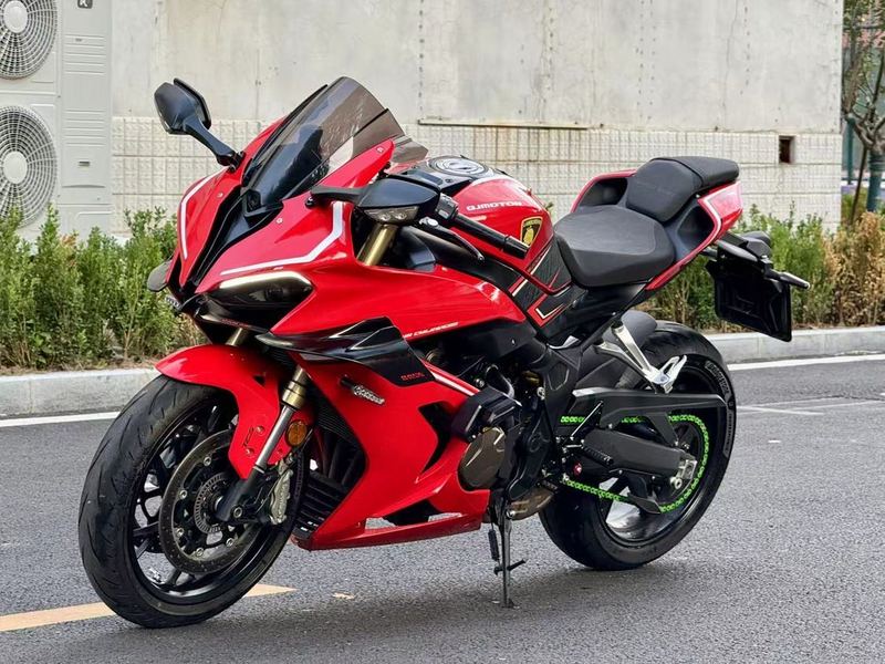 二手QJMOTOR赛800