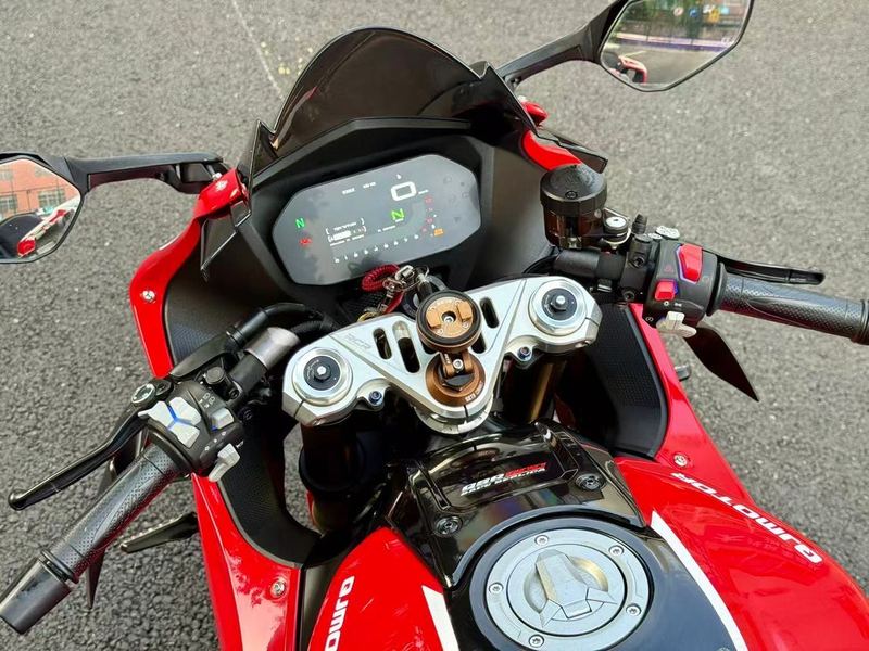 二手QJMOTOR赛800