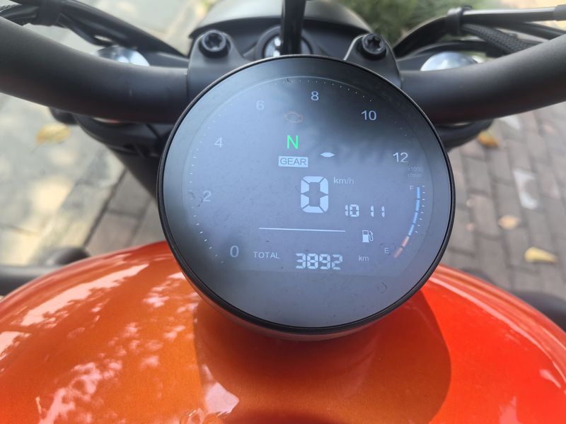 二手QJMOTOR闪300