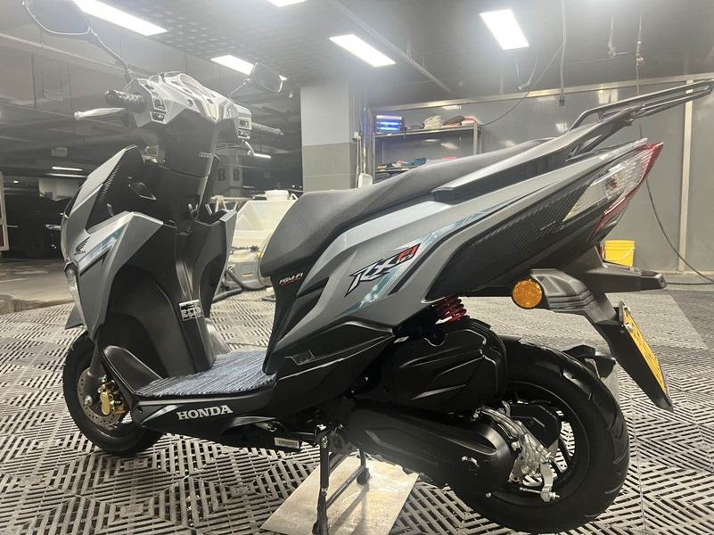 二手新大洲本田裂行 RX125Fi