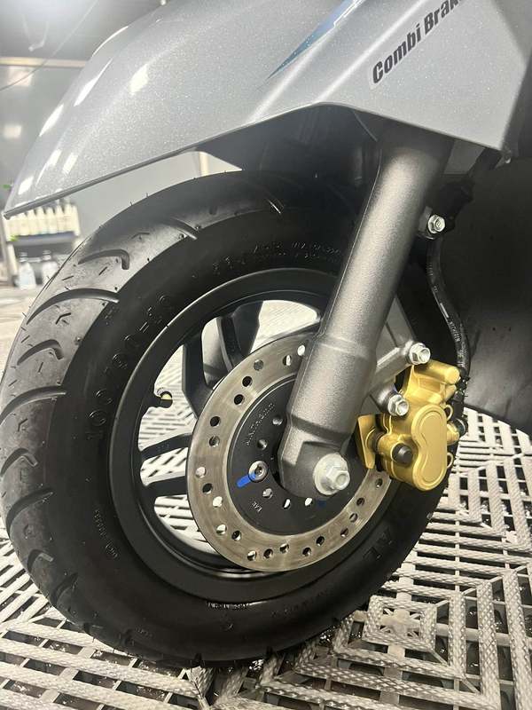 二手新大洲本田裂行 RX125Fi