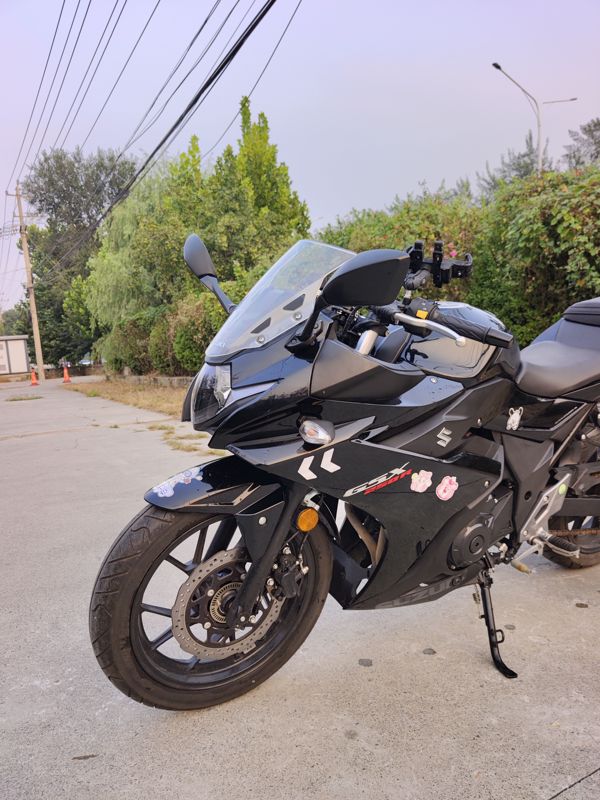 二手豪爵铃木GSX250R
