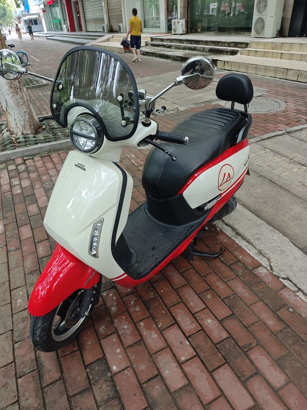 二手新大洲本田NS125LA