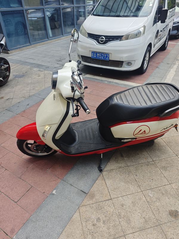 二手新大洲本田NS125LA