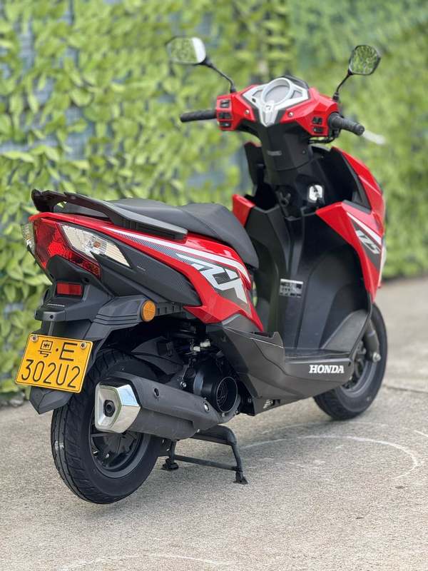 二手新大洲本田裂行 RX125Fi
