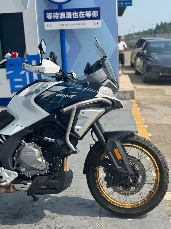 二手春风700MT