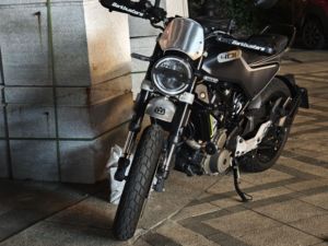 二手HUSQVARNA黑箭 401