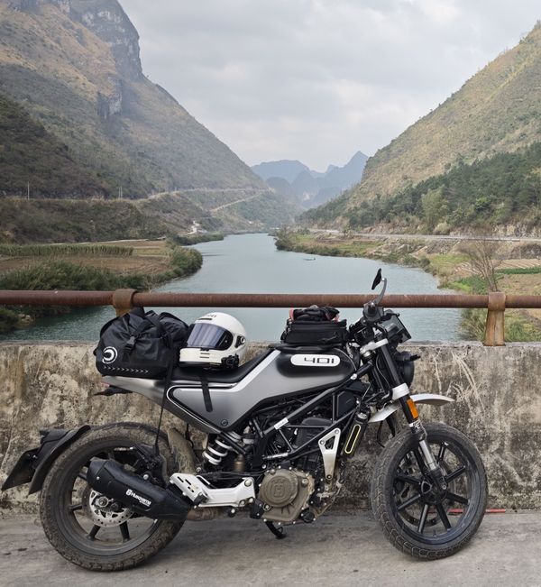 二手HUSQVARNA黑箭 401