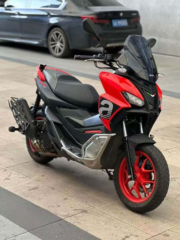 二手阿普利亚SR GT 200