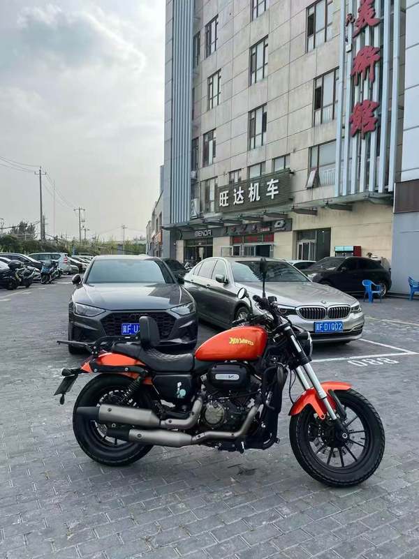 二手QJMOTOR闪300