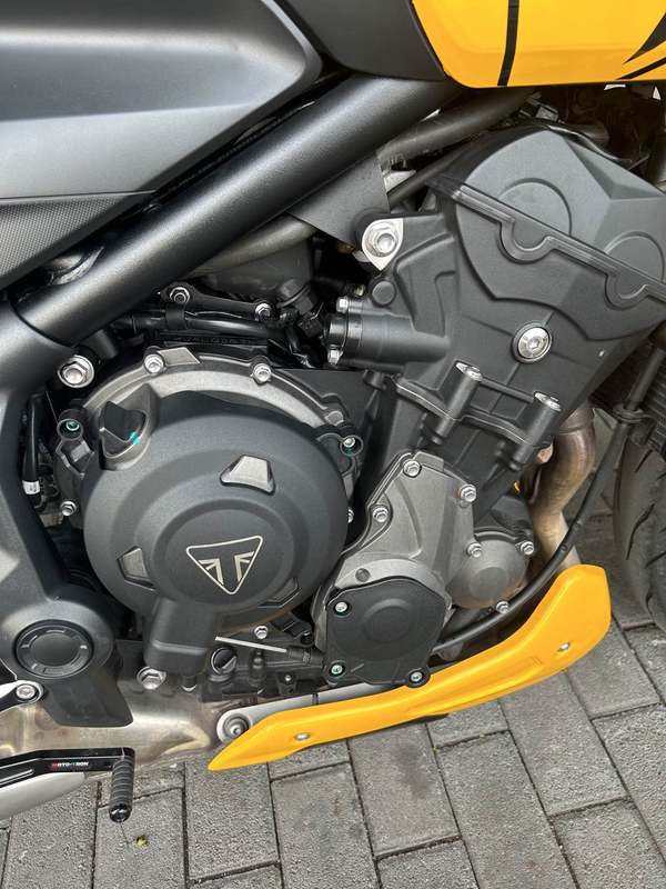 二手凯旋Trident 660