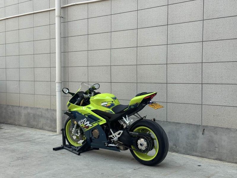 二手张雪机车500RR