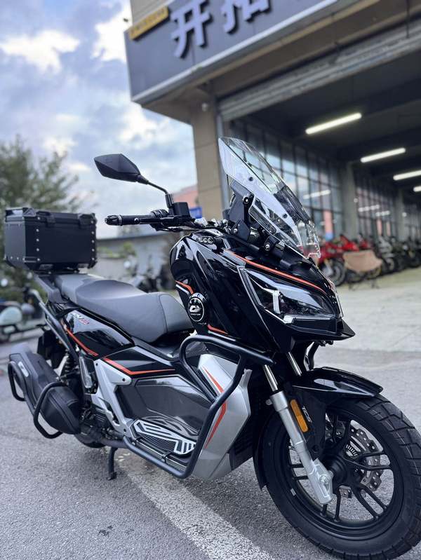 二手QJMOTOR鸿250ADV