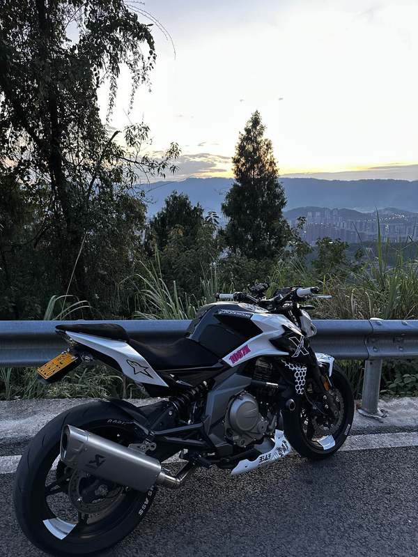 二手春风650NK