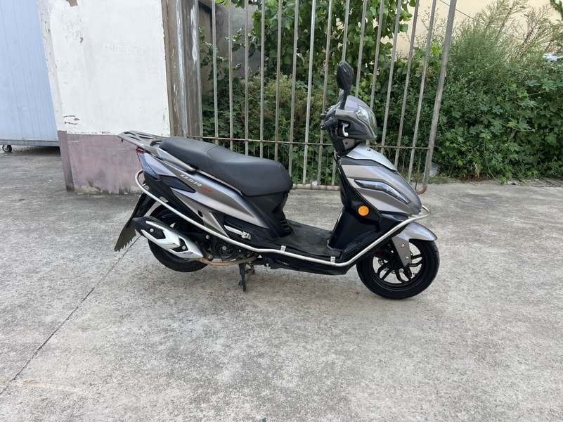 二手豪爵USR125 
