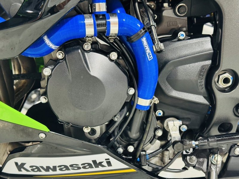 二手川崎Ninja ZX-6R 