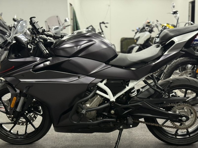 二手春风250SR