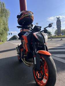 二手KTMR2R1290 Super Duke
