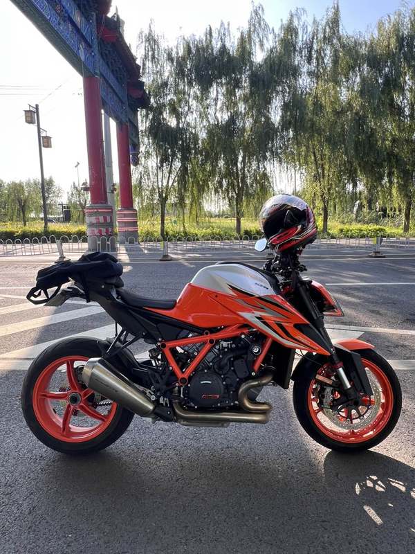 二手KTMR2R1290 Super Duke