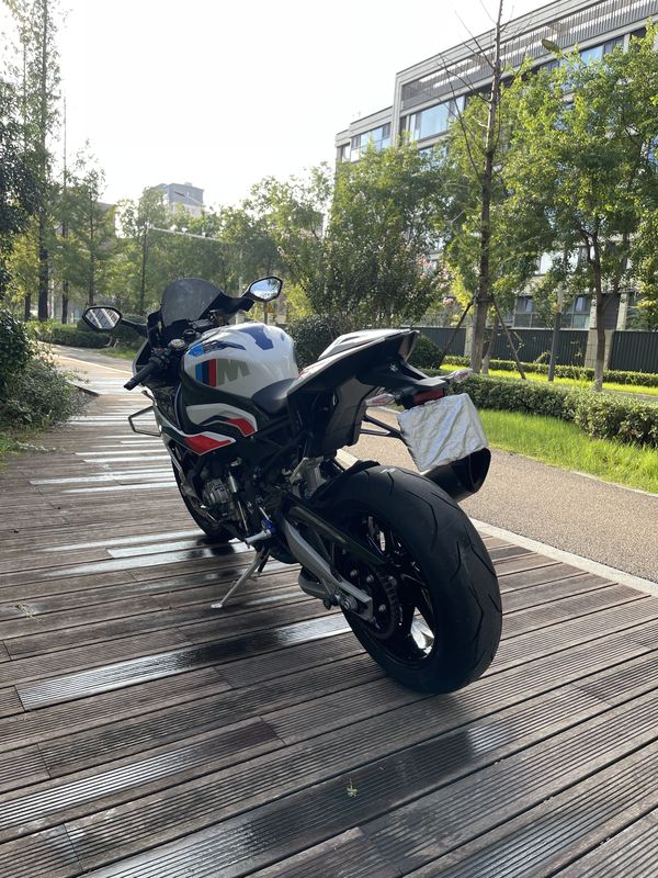 二手宝马M 1000 RR
