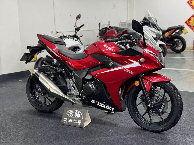 二手豪爵铃木GSX250R