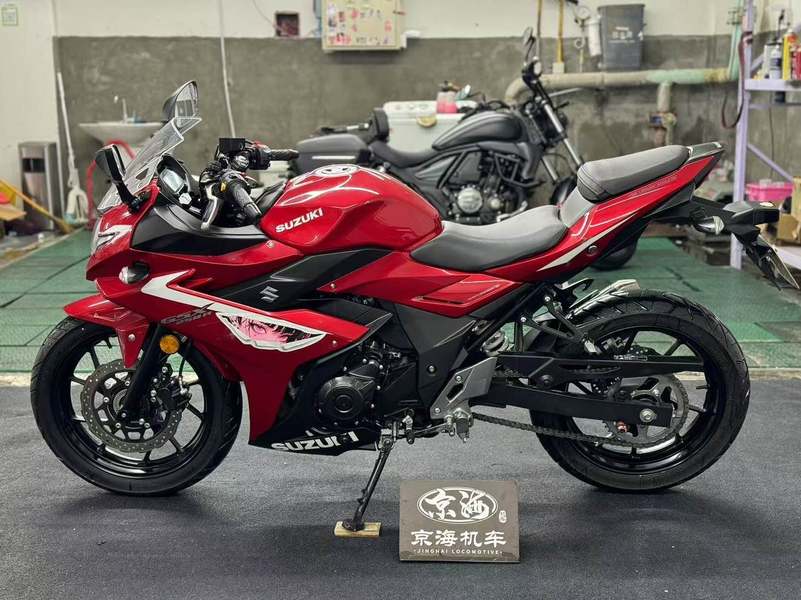 二手豪爵铃木GSX250R