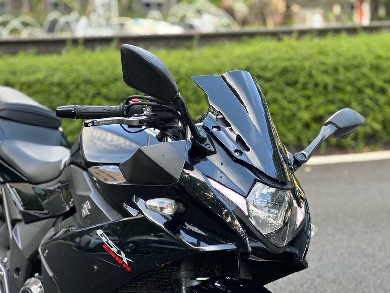 二手豪爵铃木GSX250R