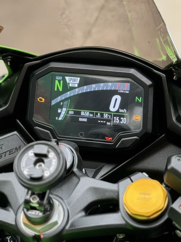 二手川崎ZX-4R