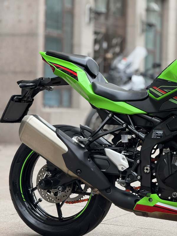 二手川崎ZX-4R