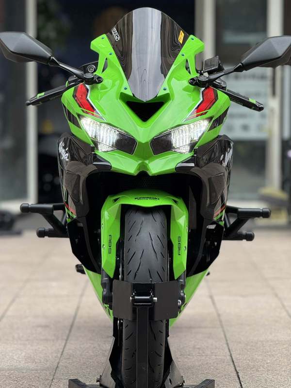 二手川崎ZX-4R