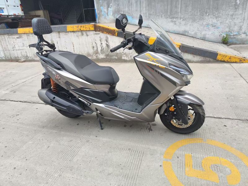 二手QJMOTOR鸿250