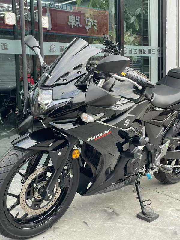 二手豪爵铃木GSX250R