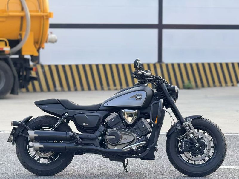 二手QJMOTOR闪600