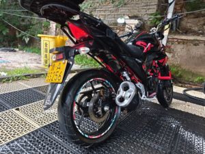 二手济南铃木极客飒 Gixxer 155 NK