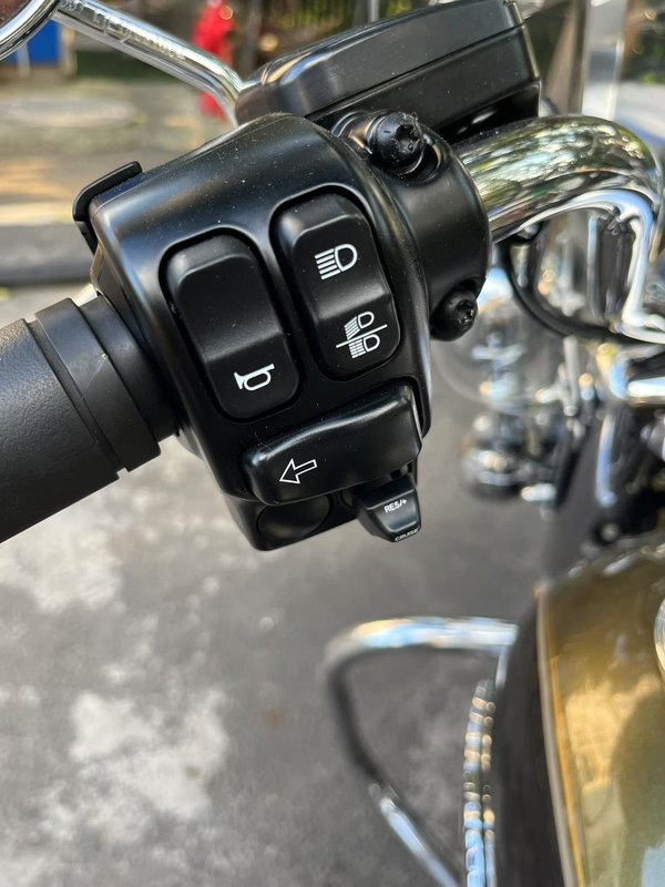 二手哈雷戴维森路王定制版 Road King Special