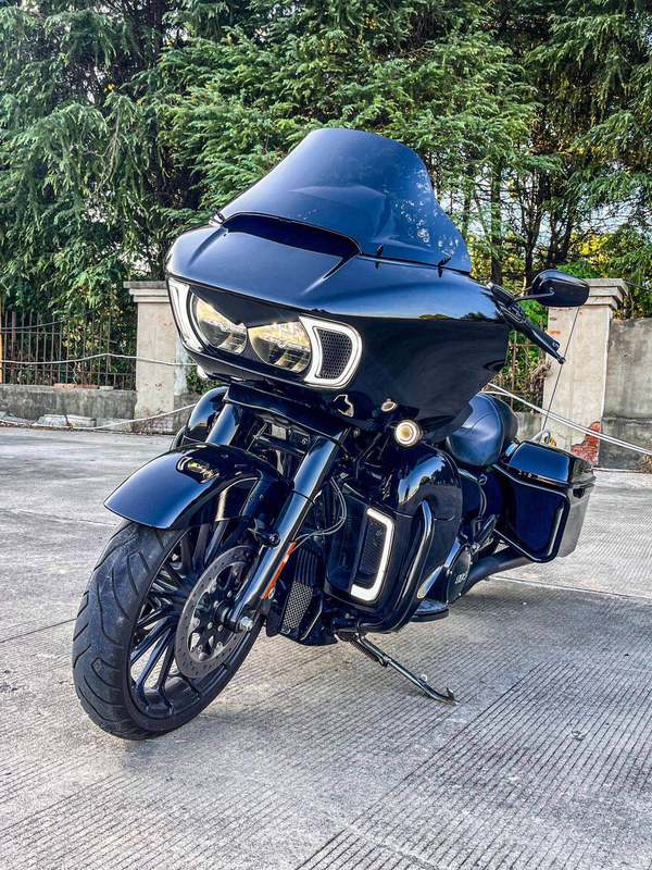 二手哈雷戴维森公路滑翔 Road Glide