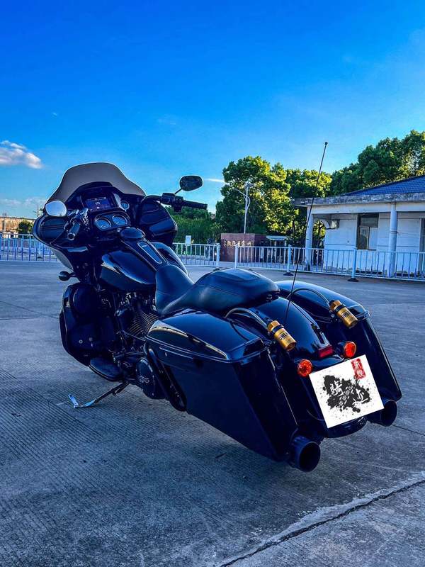 二手哈雷戴维森公路滑翔 Road Glide