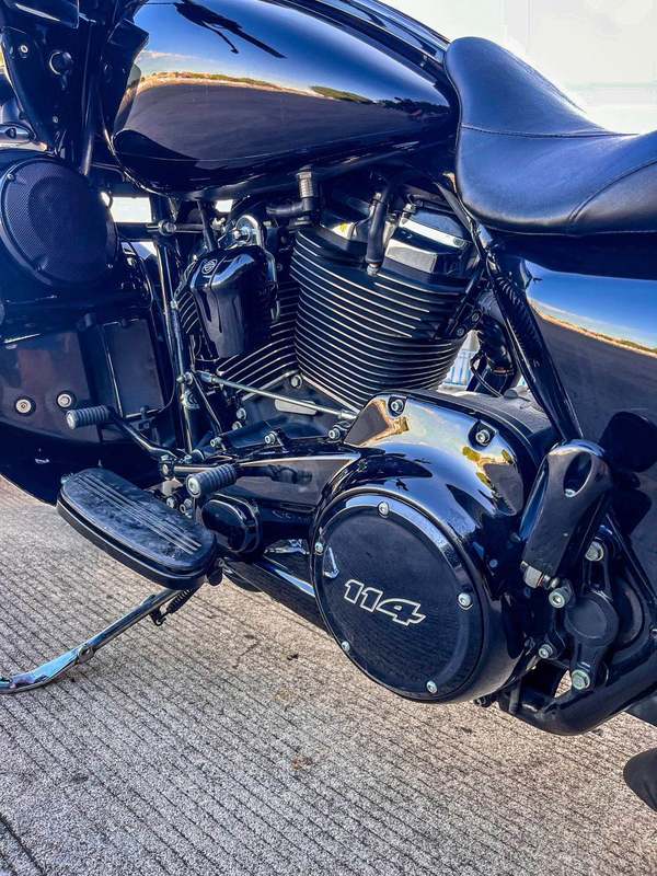 二手哈雷戴维森公路滑翔 Road Glide