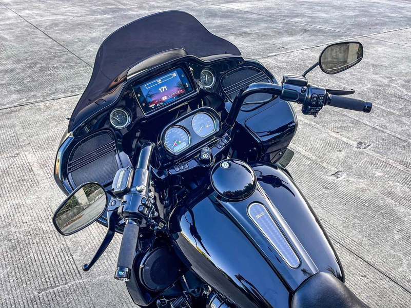 二手哈雷戴维森公路滑翔 Road Glide