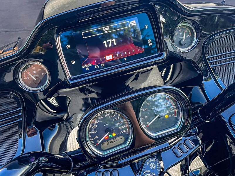二手哈雷戴维森公路滑翔 Road Glide