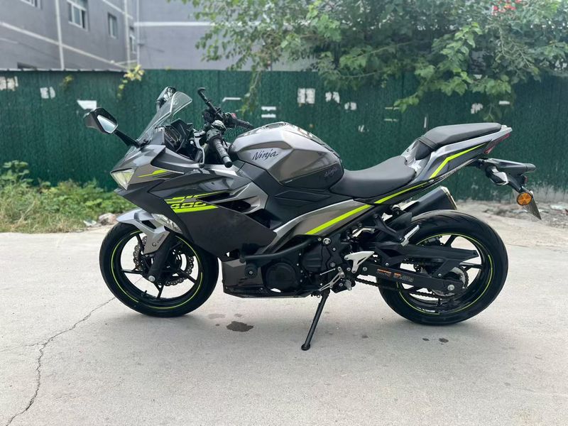 二手川崎Ninja 400