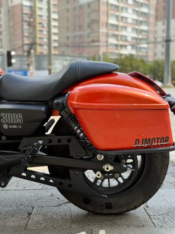 二手QJMOTOR闪300