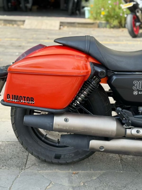 二手QJMOTOR闪300