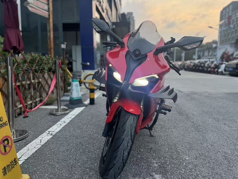 二手QJMOTOR赛800