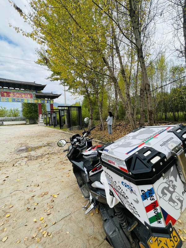 二手布雷斯通极宙 ADV150