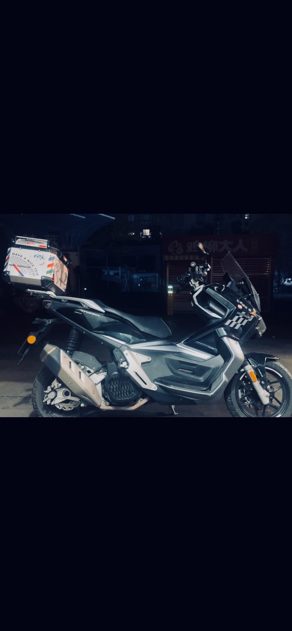 二手布雷斯通极宙 ADV150