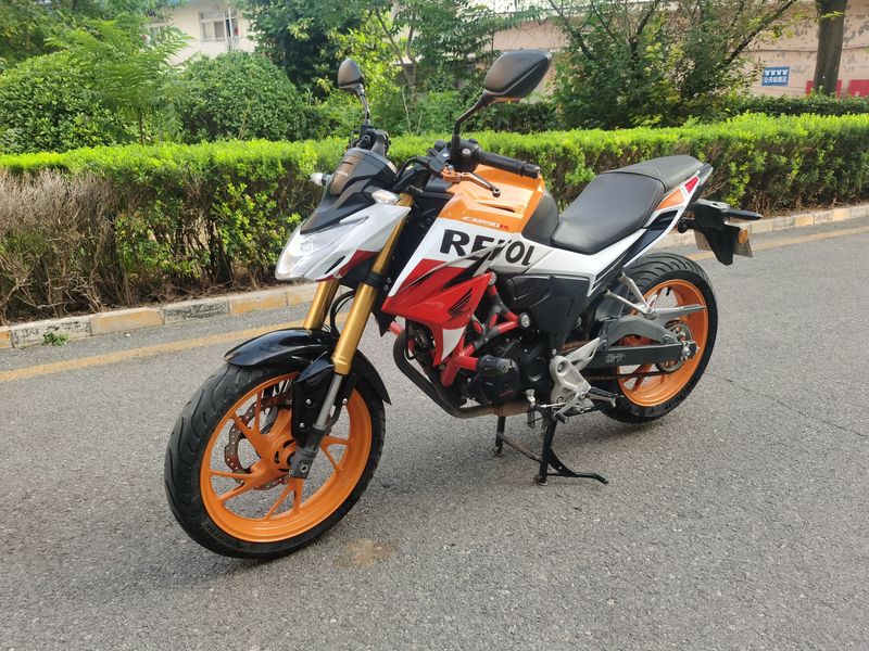 二手五羊本田CB190R 暴锋眼