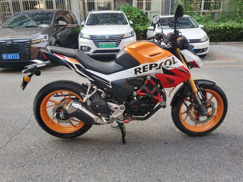 二手五羊本田CB190R 暴锋眼