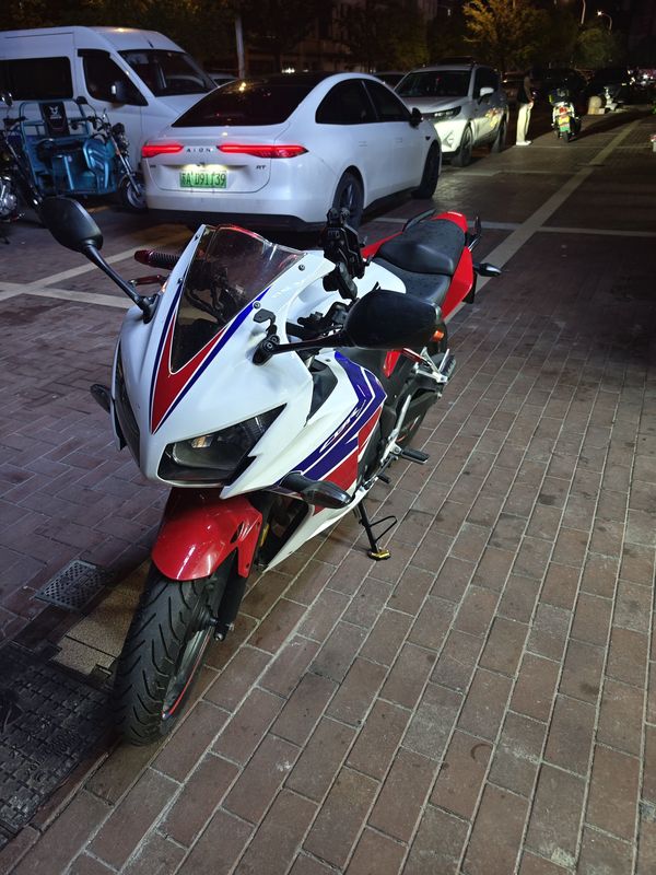二手本田CBR300R